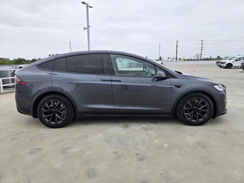 Gray 2022 Tesla Model X Base