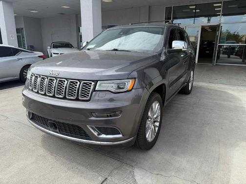 2017 Jeep Grand Cherokee Summit