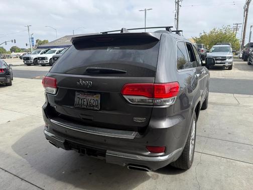 2017 Jeep Grand Cherokee Summit