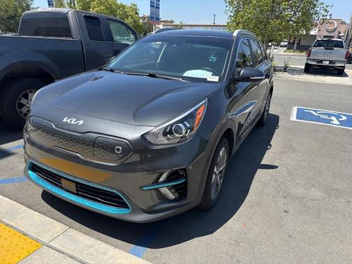 2022 Kia Niro EV S