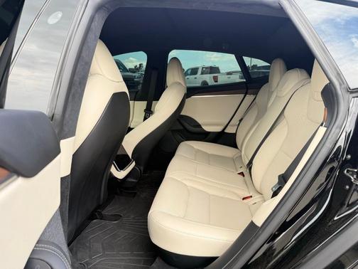 2021 Tesla Model S Long Range