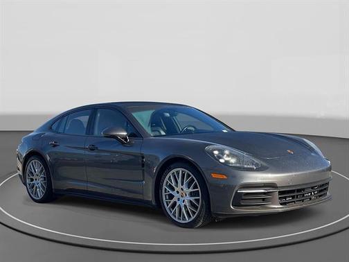 Gray 2018 Porsche Panamera 4