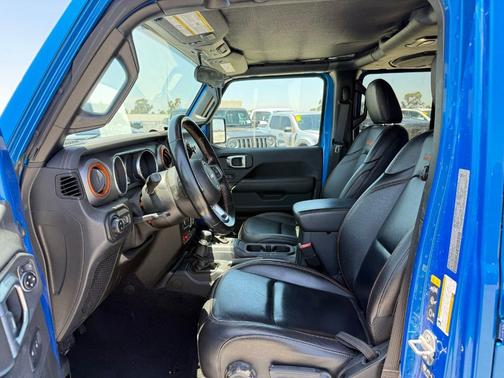 Hydro Blue Pearlcoat 2021 Jeep Gladiator Mojave