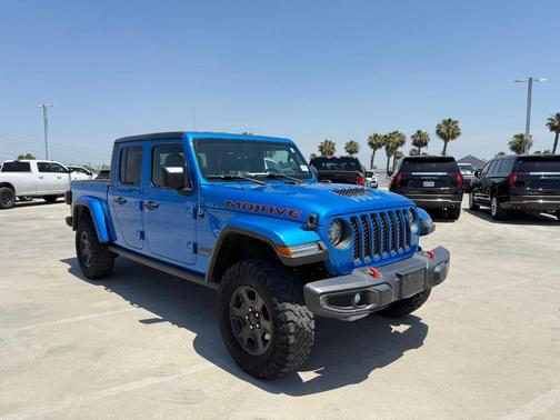 Hydro Blue Pearlcoat 2021 Jeep Gladiator Mojave