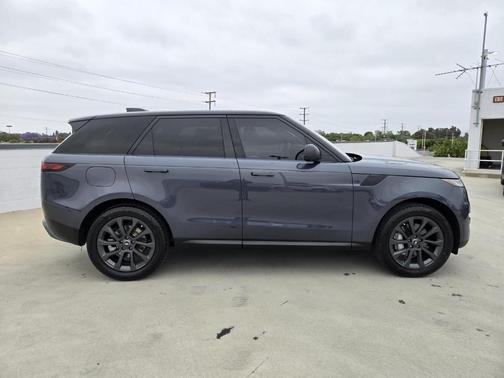 Varesine Blue 2023 Land Rover Range Rover Sport SE
