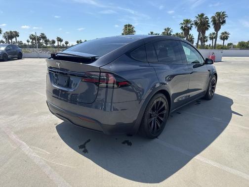 Gray 2022 Tesla Model X Base