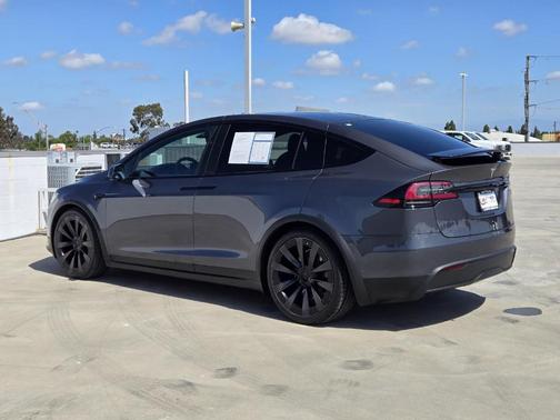 Gray 2022 Tesla Model X Base