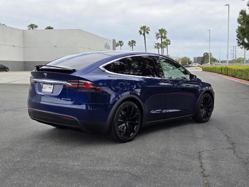 2020 Tesla Model X Long Range