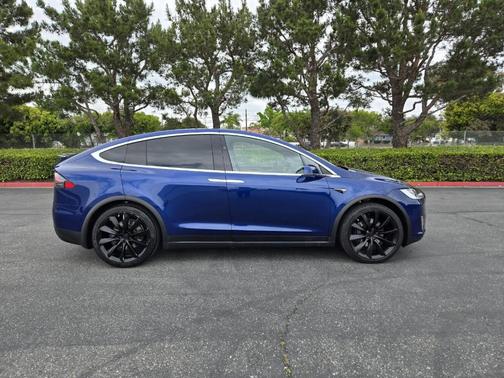 2020 Tesla Model X Long Range