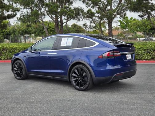 2020 Tesla Model X Long Range
