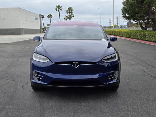 2020 Tesla Model X Long Range