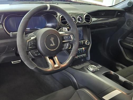 2021 Ford Shelby GT500 Base