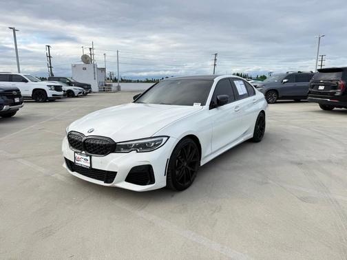 Alpine White 2021 BMW M340 i