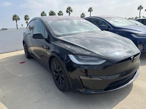 2022 Tesla Model X Base
