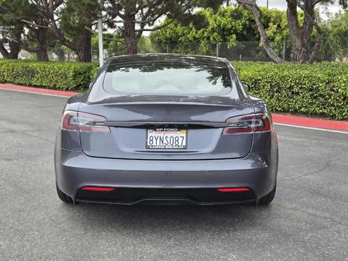 2021 Tesla Model S Long Range