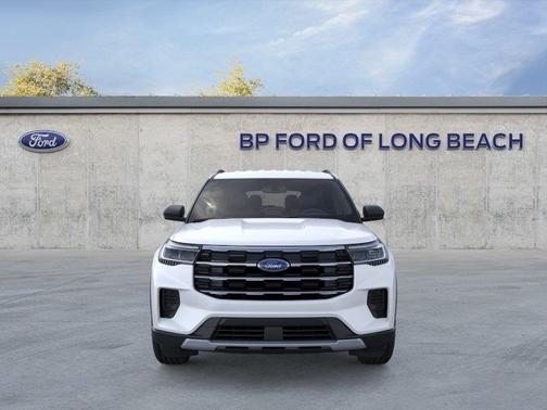 Star White 2026 Ford Explorer Active
