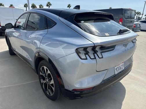 2022 Ford Mustang Mach-E Premium