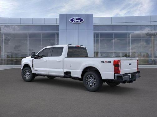 2025 Ford F-350 Lariat Super Duty