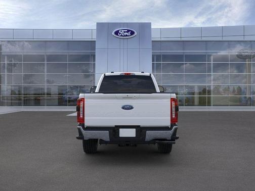 2025 Ford F-350 Lariat Super Duty