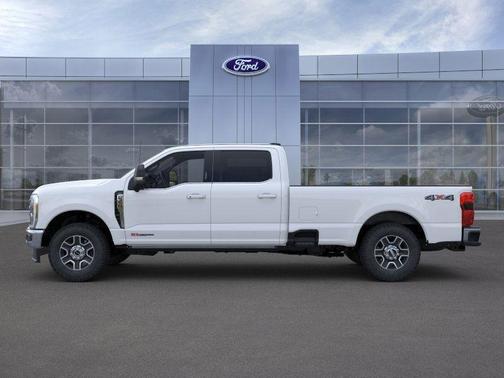 2025 Ford F-350 Lariat Super Duty