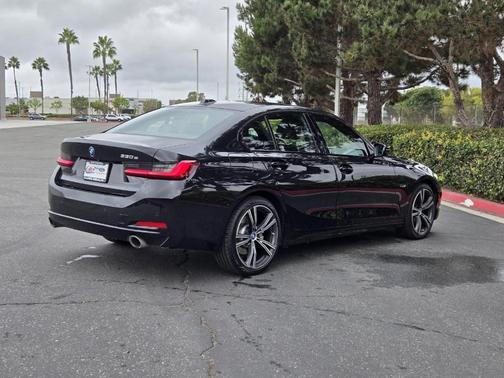 2023 BMW 330e 330e