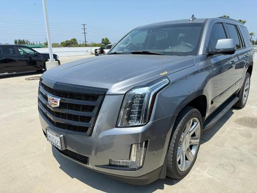 2019 Cadillac Escalade Luxury