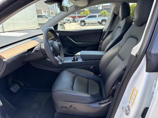 2020 Tesla Model Y Long Range