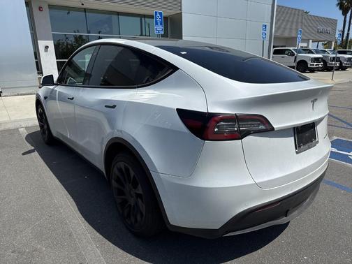 2020 Tesla Model Y Long Range
