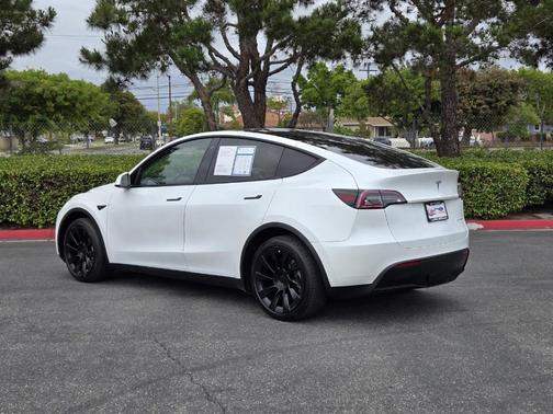 2020 Tesla Model Y Long Range