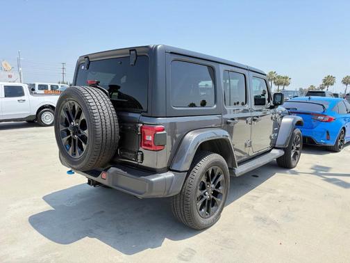 Granite Crystal Clearcoat Metallic 2023 Jeep Wrangler 4xe Sahara
