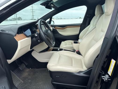 2020 Tesla Model X Long Range