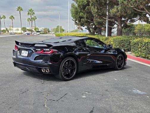 2023 Chevrolet Corvette Stingray w/2LT
