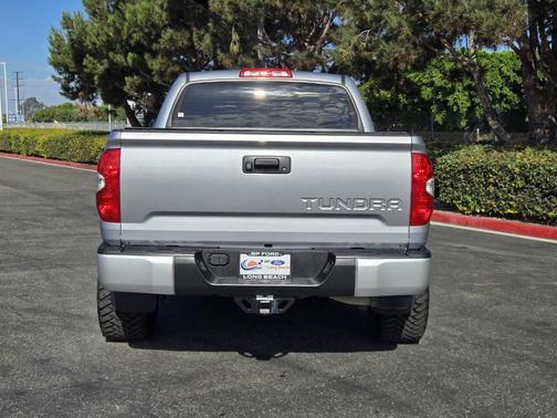 2020 Toyota Tundra SR5