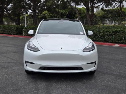 2020 Tesla Model Y Long Range