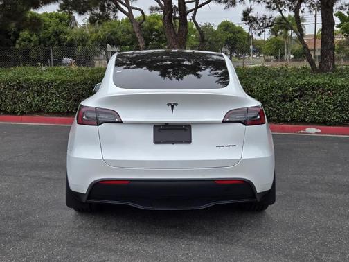 2020 Tesla Model Y Long Range