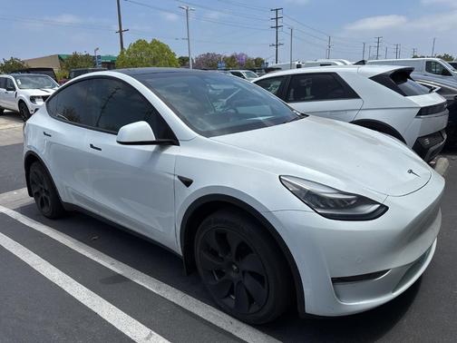 2020 Tesla Model Y Long Range