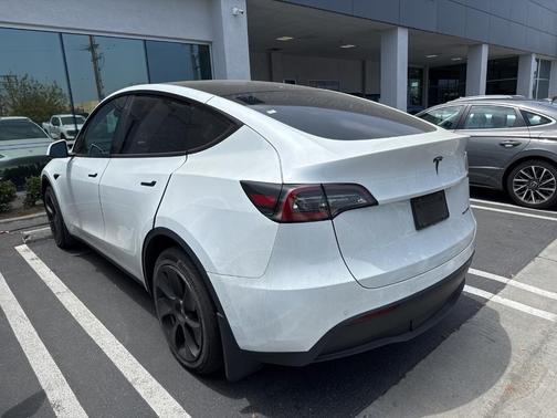 2020 Tesla Model Y Long Range