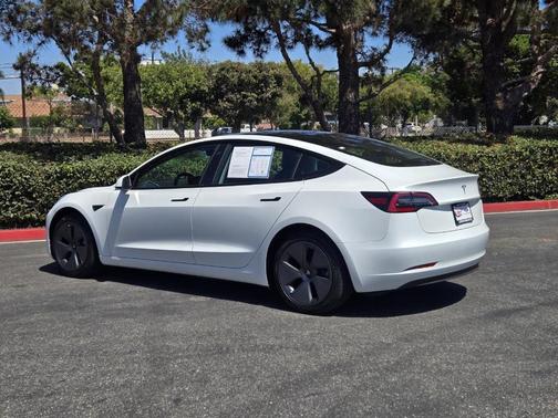 2022 Tesla Model 3 Base