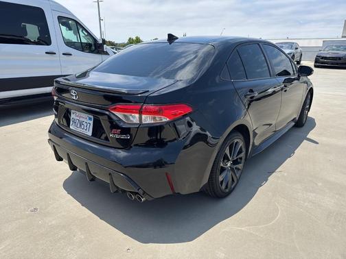 2024 Toyota Corolla Hybrid SE