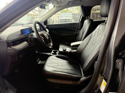 2023 Ford Mustang Mach-E Select