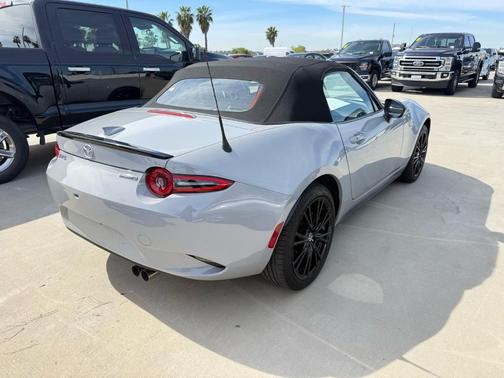 2024 Mazda MX-5 Miata Club