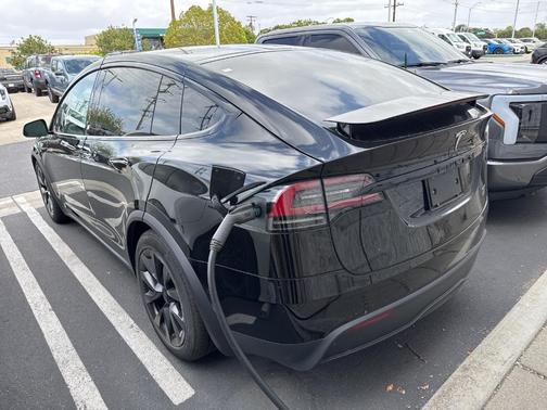 2022 Tesla Model X Plaid