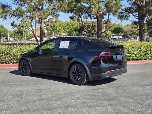 2022 Tesla Model X Plaid