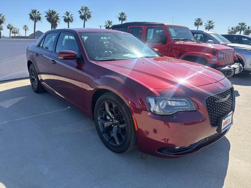 2023 Chrysler 300 S