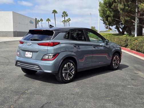 2023 Hyundai KONA EV SE