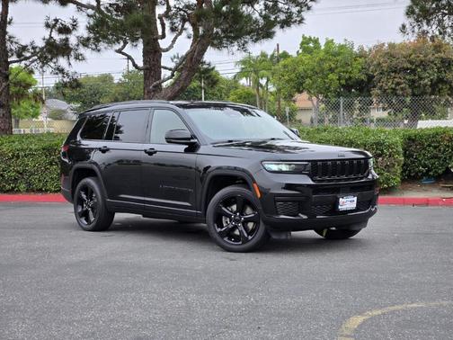 2021 Jeep Grand Cherokee L Laredo