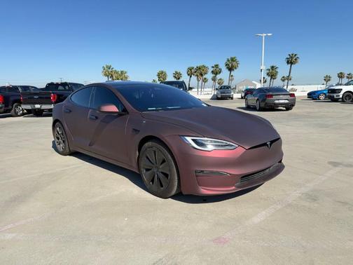 2022 Tesla Model S Plaid
