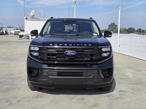 Black Metallic 2025 Ford Expedition Max Active