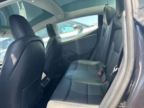2024 Tesla Model 3 Base