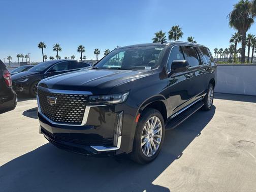 2023 Cadillac Escalade ESV Premium Luxury